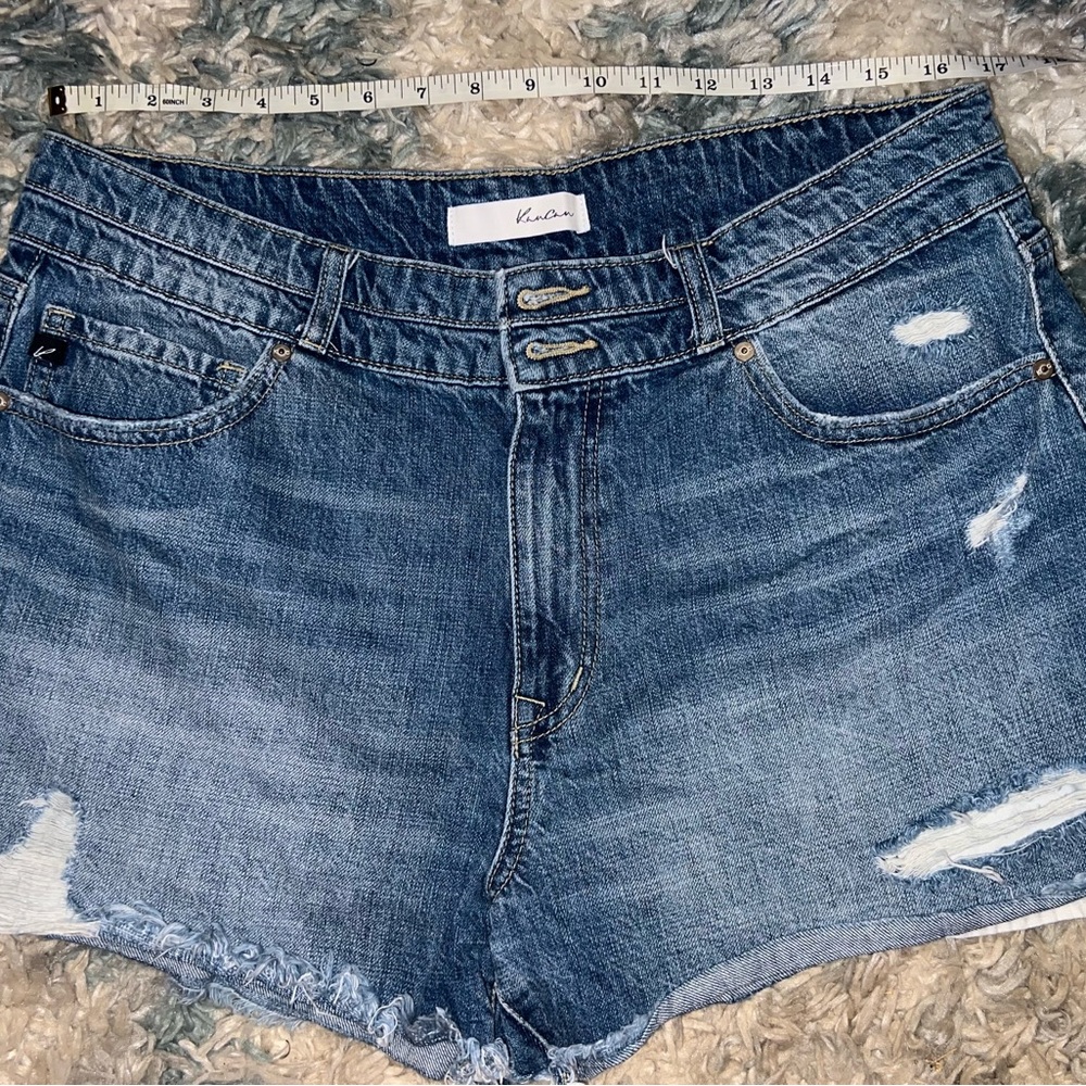 Kenzie distressed Jean shorts